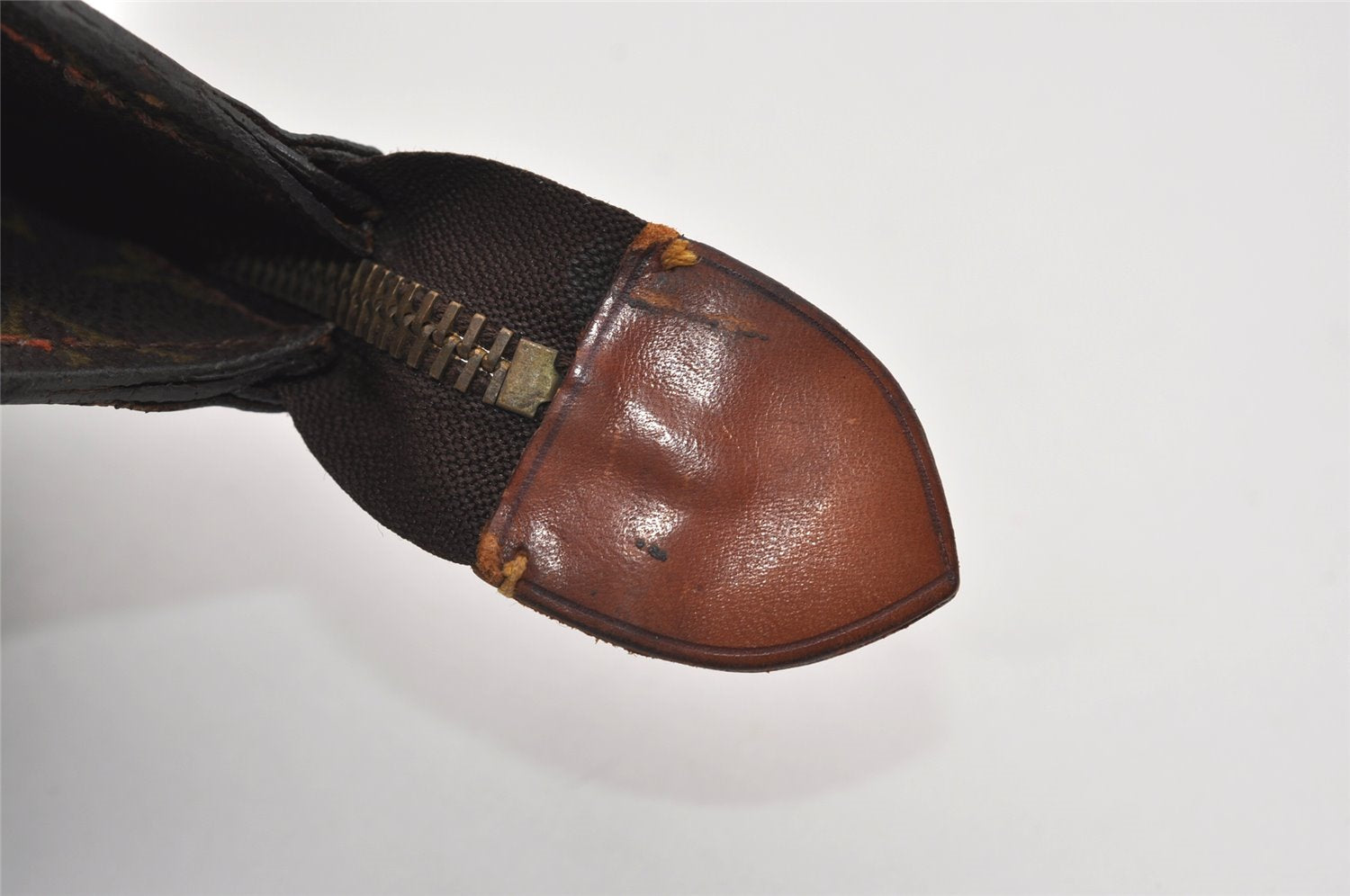 Authentic Louis Vuitton Monogram Sac Trico Hand Bag Old Model LV 8790I