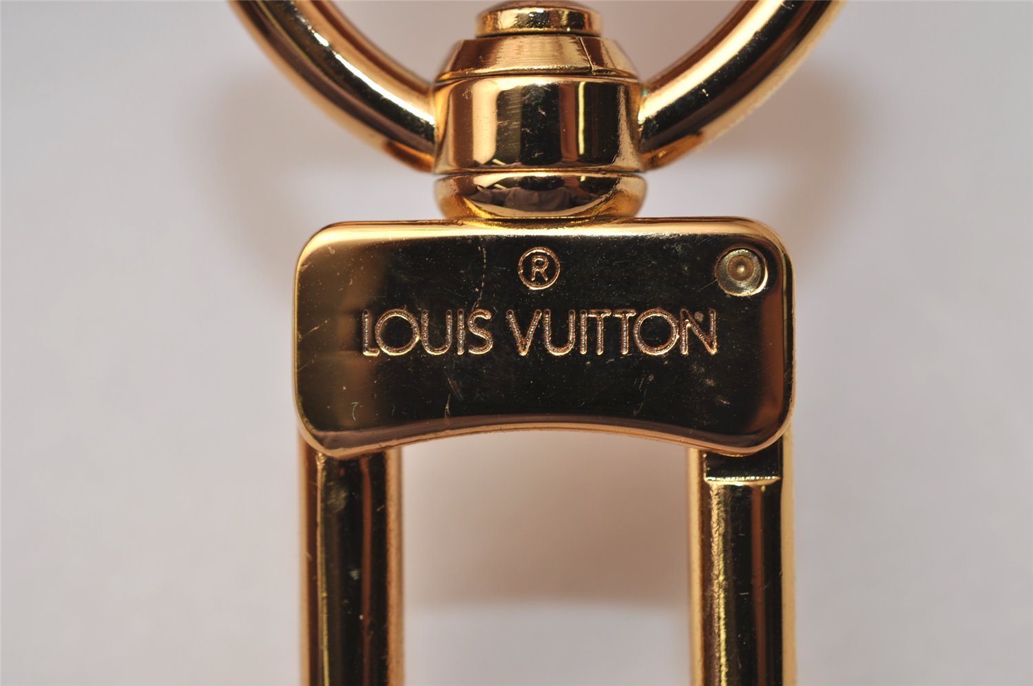 Authentic Louis Vuitton Leather Shoulder Strap Beige 40.4-47.6