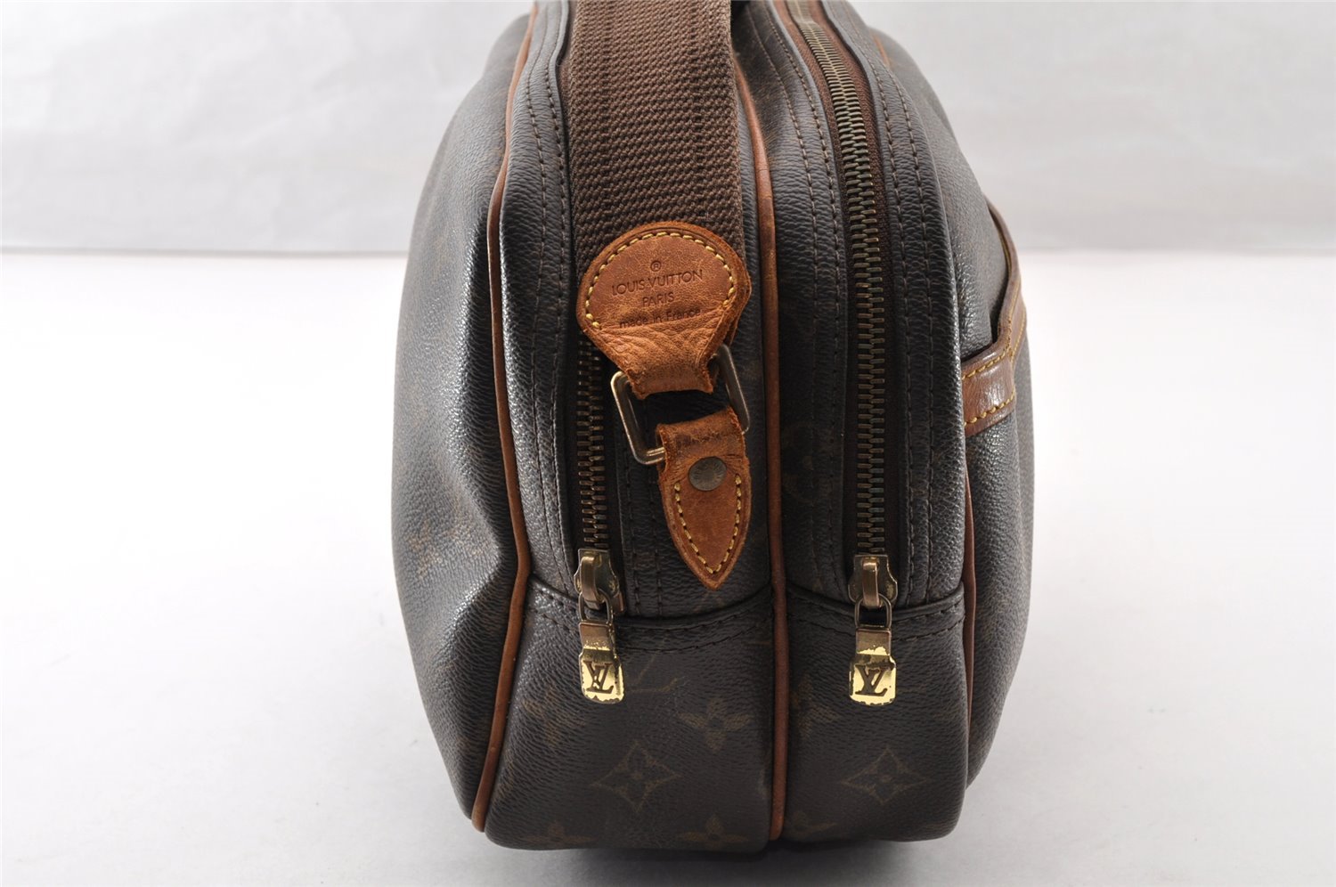 Authentic Louis Vuitton Monogram Reporter PM Shoulder Bag M45254 Junk 8796I