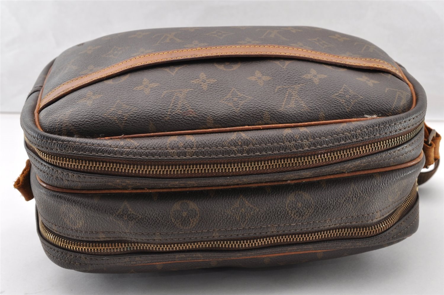 Authentic Louis Vuitton Monogram Reporter PM Shoulder Bag M45254 Junk 8796I