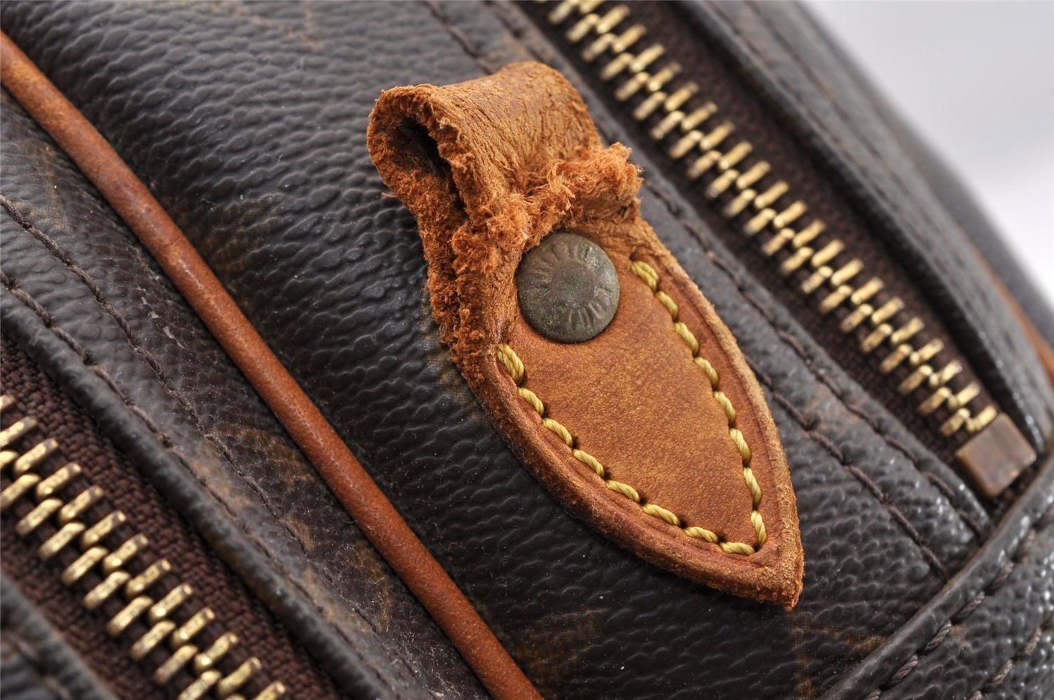 Authentic Louis Vuitton Monogram Reporter PM Shoulder Bag M45254 Junk 8796I