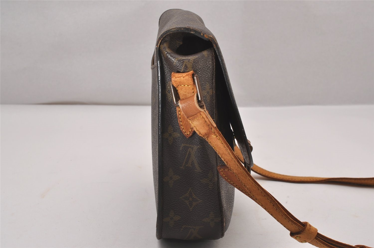 Auth Louis Vuitton Monogram Saint Cloud GM Shoulder Cross Bag Old Model LV 8797I