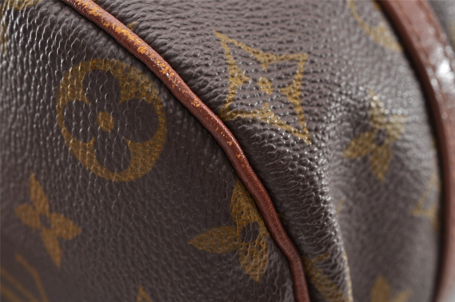 Authentic Louis Vuitton Monogram Papillon 26 Hand Bag Old Model LV 8801I