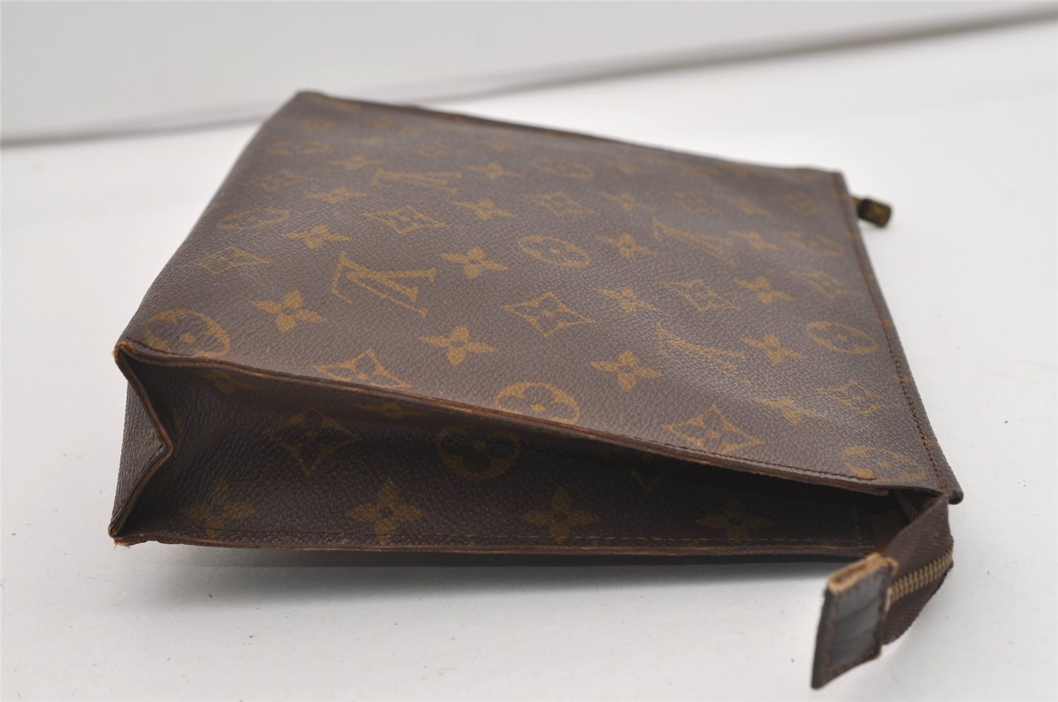 Auth Louis Vuitton Monogram Poche Toilette 26 Cosmetics Pouch Old Model LV 8803I