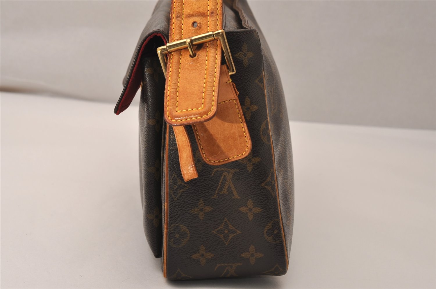 Authentic Louis Vuitton Monogram Viva Cite GM Shoulder Bag M51163 LV 8805J