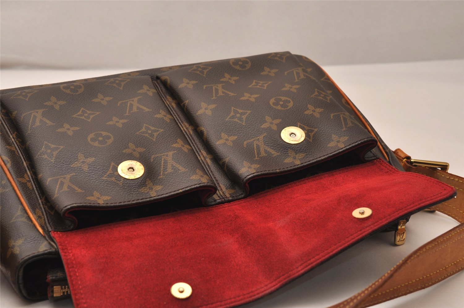 Authentic Louis Vuitton Monogram Viva Cite GM Shoulder Bag M51163 LV 8805J