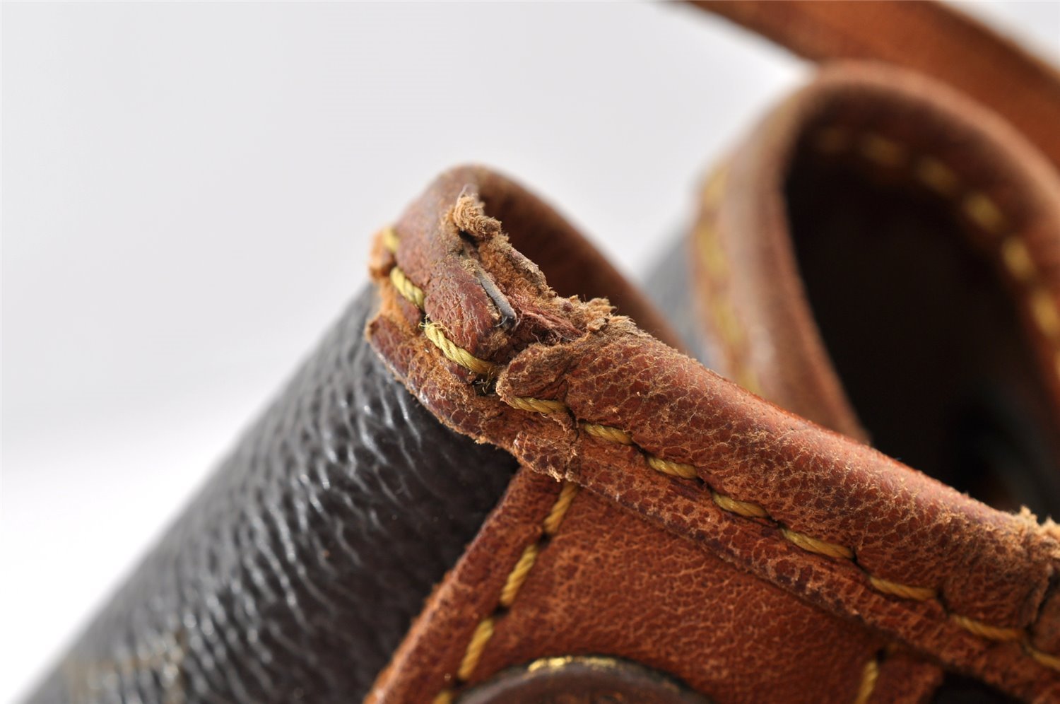 Authentic Louis Vuitton Monogram Petit Noe M42226 Shoulder Drawstring Bag 8807I