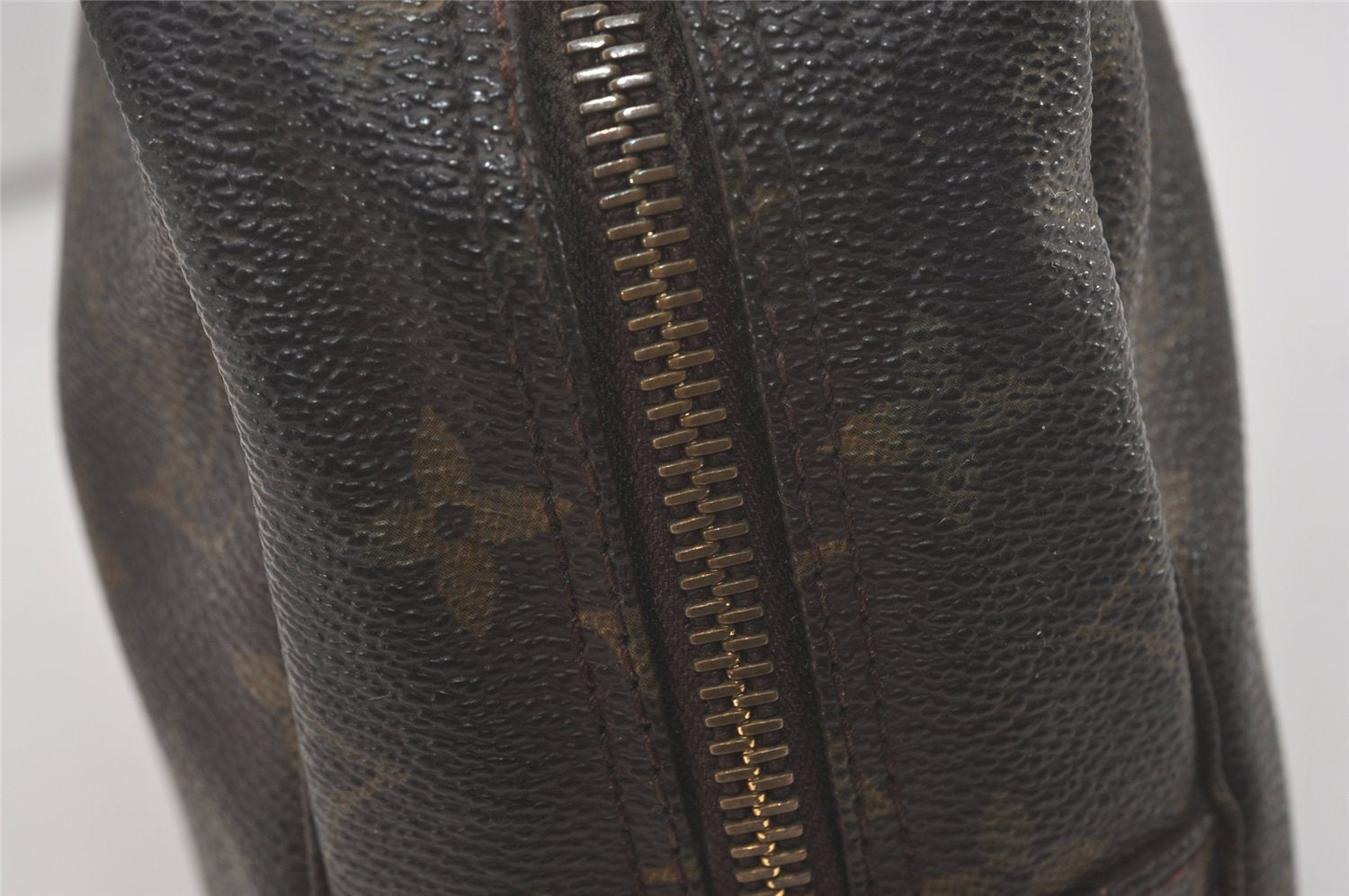 Auth Louis Vuitton Monogram Trousse Toilette 28 Clutch Bag M47522 Junk 8808I