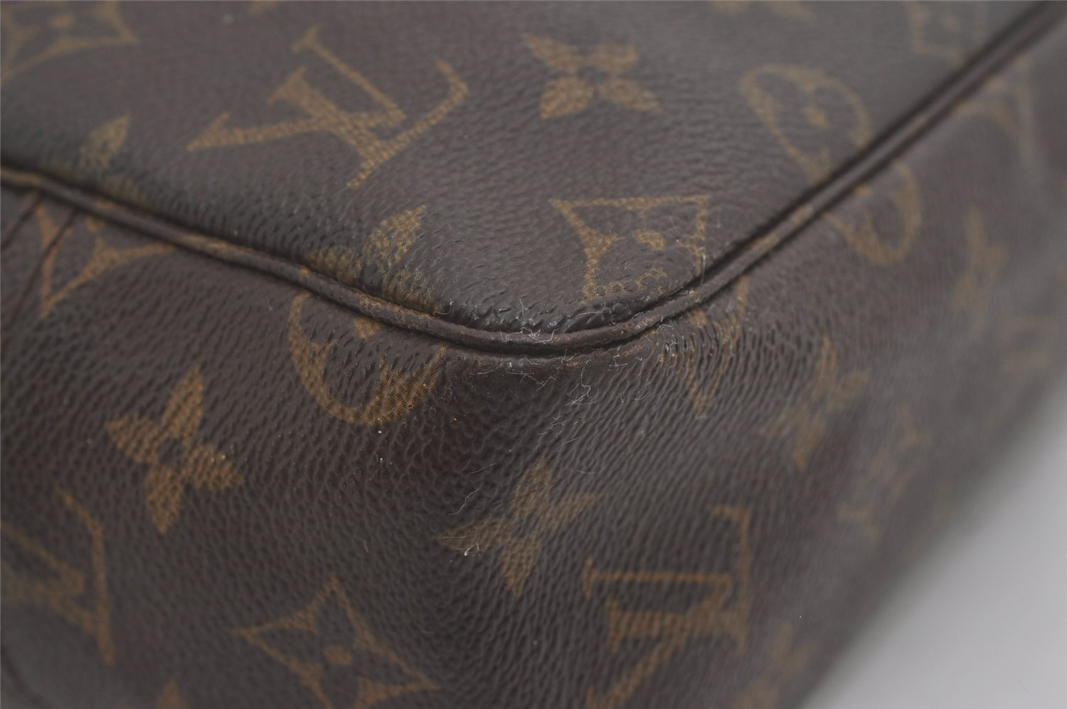 Auth Louis Vuitton Monogram Trousse Toilette 28 Clutch Bag M47522 Junk 8808I