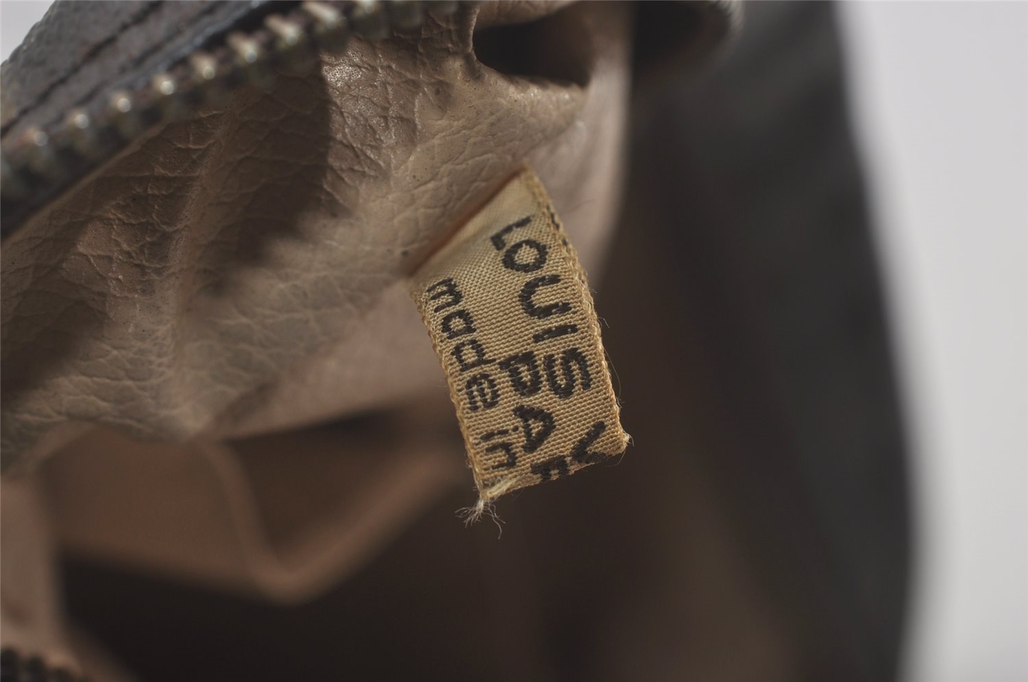 Auth Louis Vuitton Monogram Trousse Toilette 28 Clutch Bag M47522 Junk 8808I