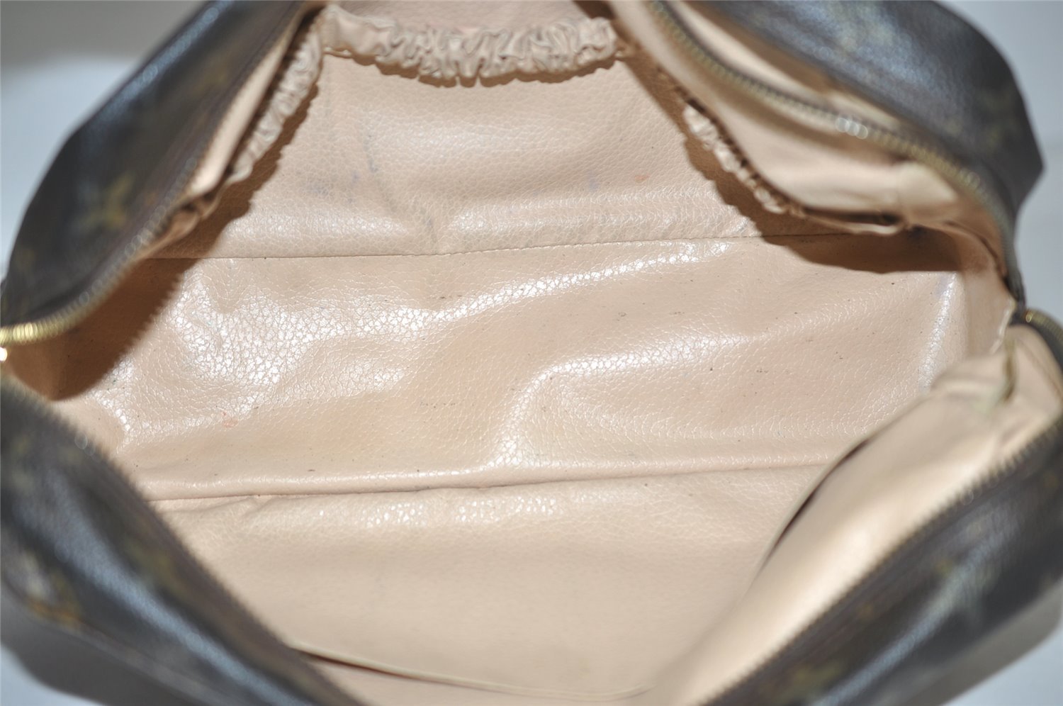 Auth Louis Vuitton Monogram Trousse Toilette 28 Clutch Bag M47522 Junk 8808I