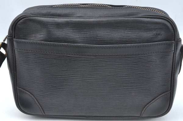 Auth Louis Vuitton Epi Trocadero 24 Shoulder Cross Body Bag M52312 Black 8811H