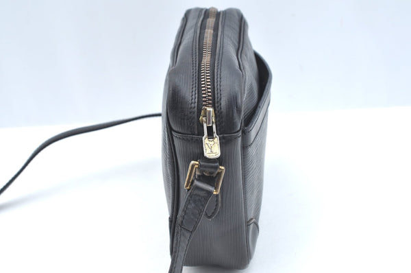 Auth Louis Vuitton Epi Trocadero 24 Shoulder Cross Body Bag M52312 Black 8811H