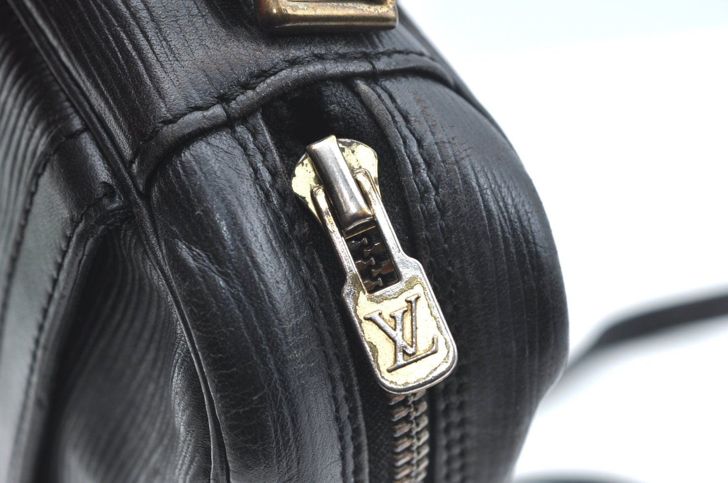 Auth Louis Vuitton Epi Trocadero 24 Shoulder Cross Body Bag M52312 Black 8811H