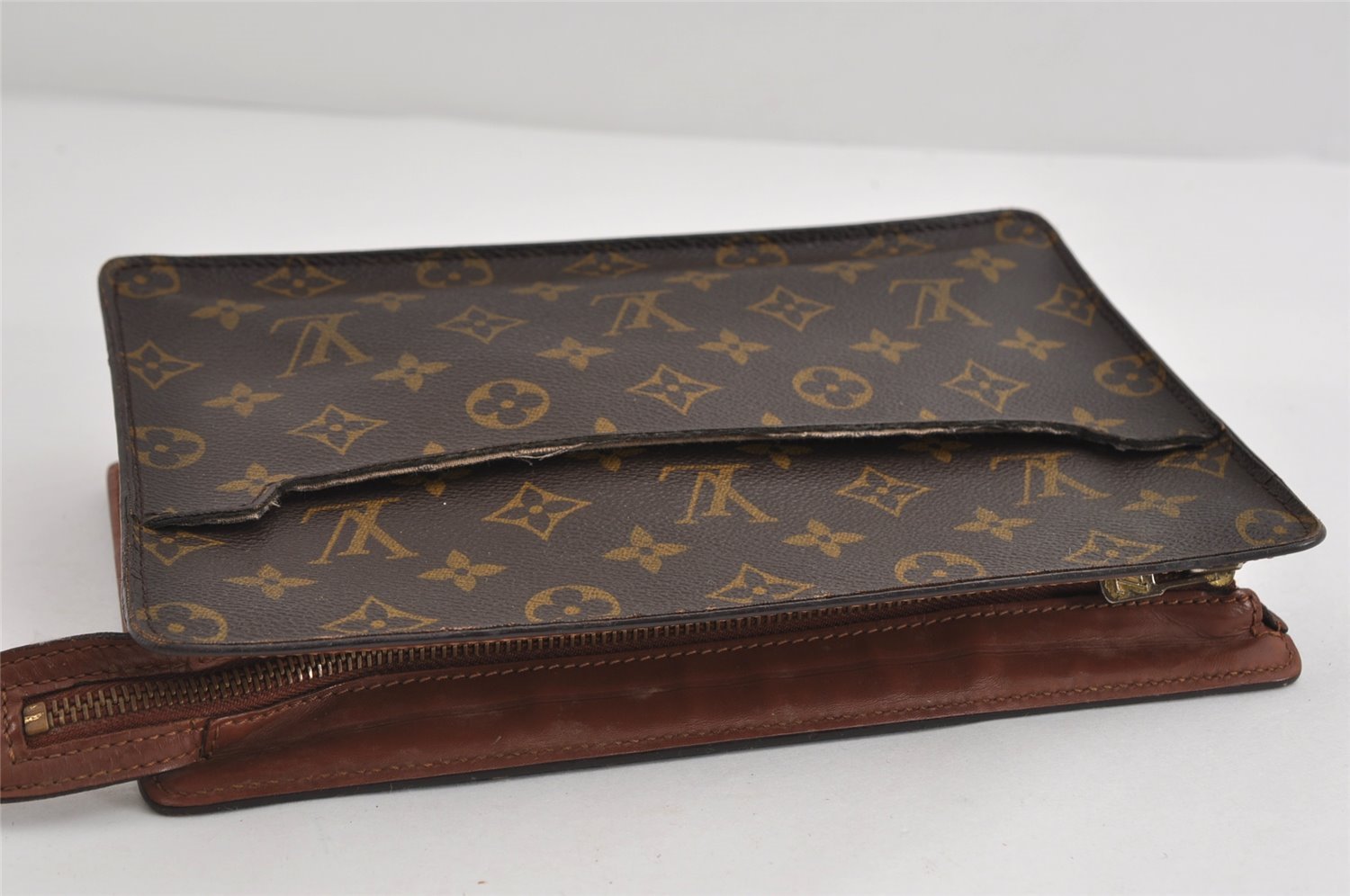 Authentic Louis Vuitton Monogram Pochette Homme Clutch Hand Bag M51795 LV 8812I