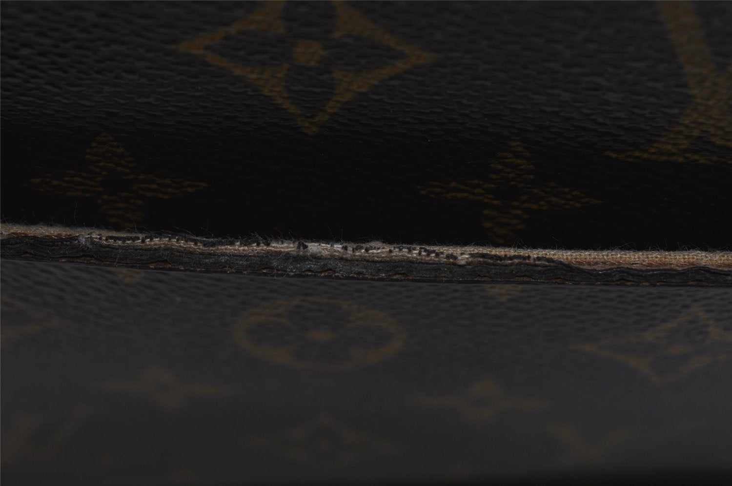 Authentic Louis Vuitton Monogram Pochette Homme Clutch Hand Bag M51795 LV 8812I