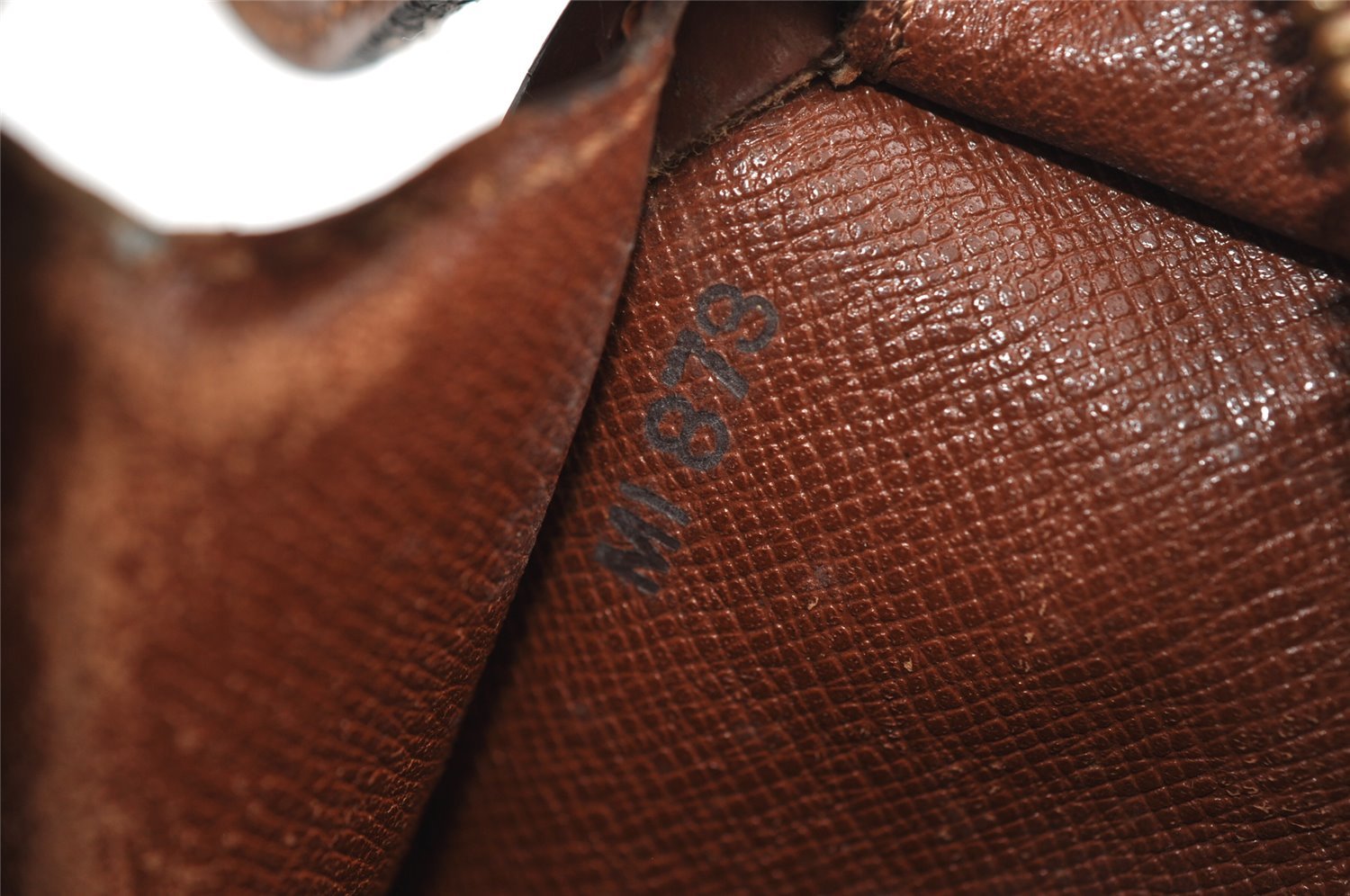 Authentic Louis Vuitton Monogram Pochette Homme Clutch Hand Bag M51795 LV 8812I