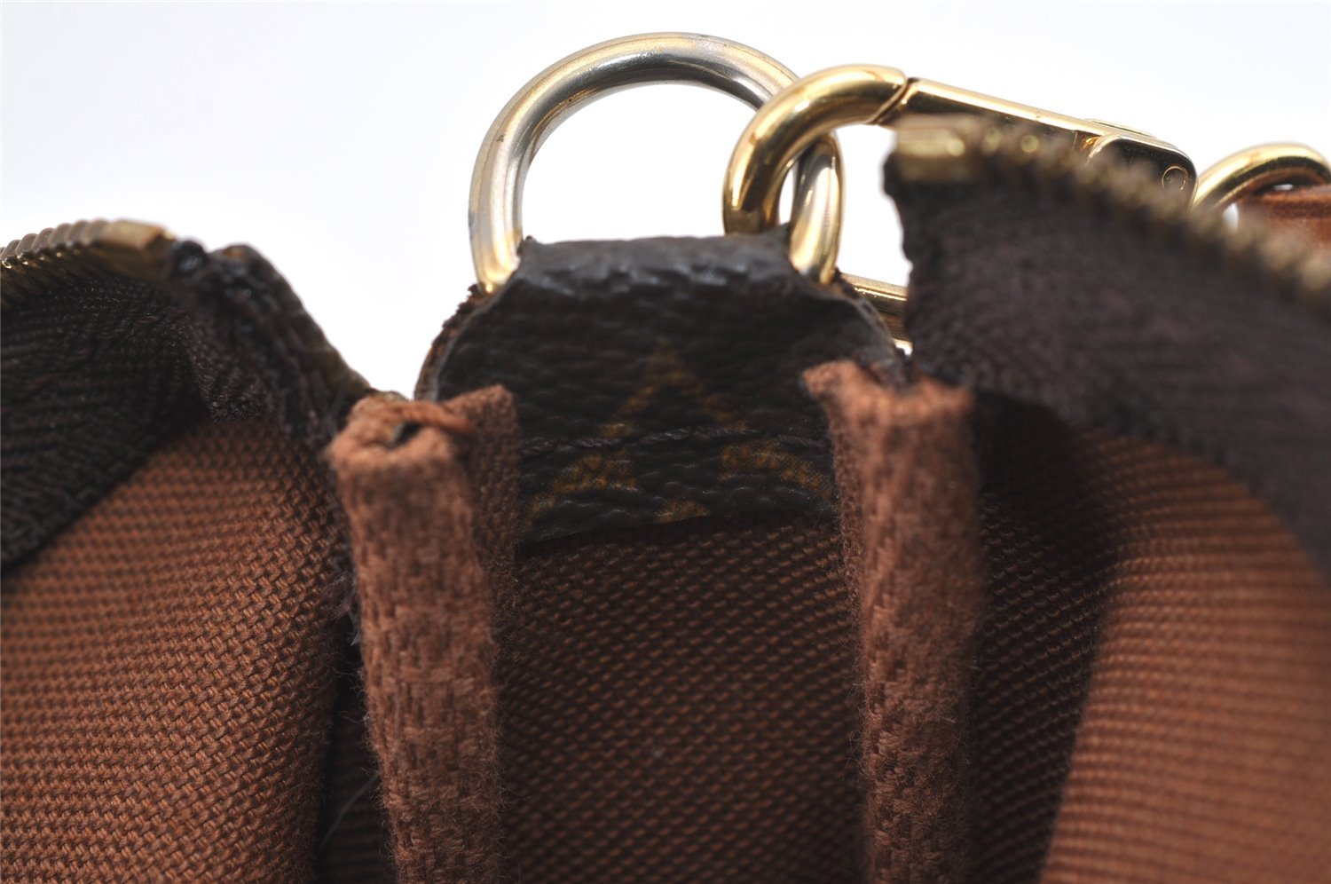 Authentic Louis Vuitton Monogram Pochette Accessoires Shoulder Cross Pouch 8812J