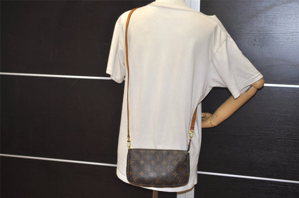 Authentic Louis Vuitton Monogram Pochette Accessoires Shoulder Cross Pouch 8812J