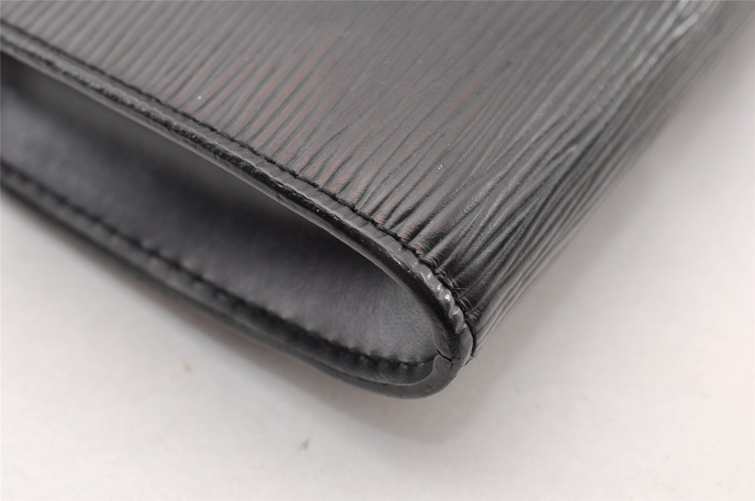 Authentic Louis Vuitton Epi Pochette Accessoires Pouch Black M52942 Junk 8816I