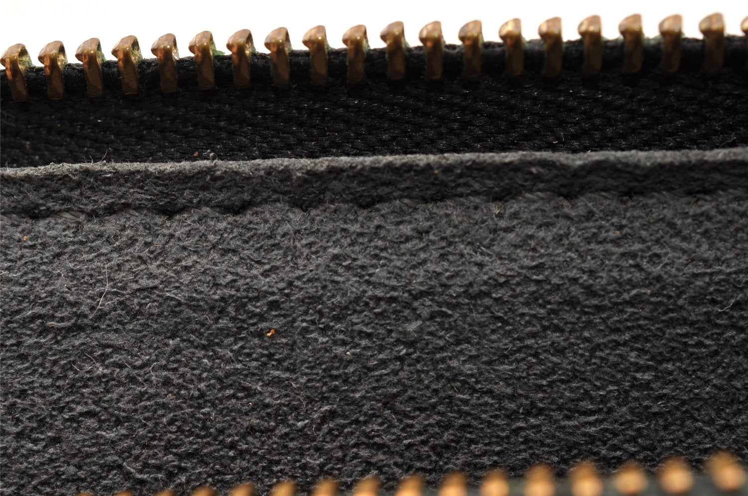 Authentic Louis Vuitton Epi Pochette Accessoires Pouch Black M52942 Junk 8816I