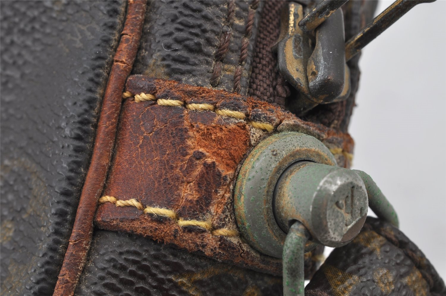 Authentic Louis Vuitton Monogram Marly Dragonne GM M51825 Clutch Hand Bag 8822I