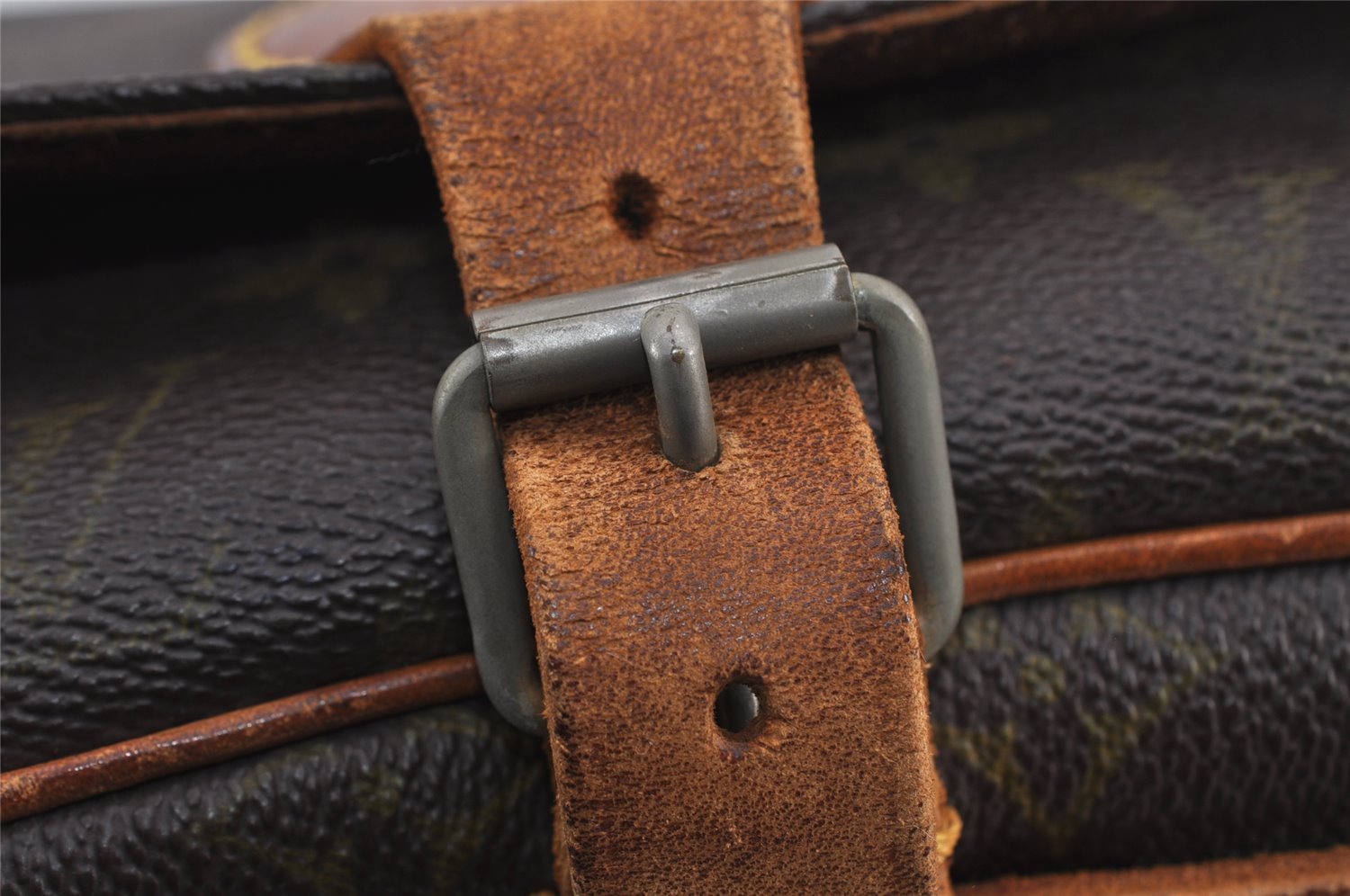 Authentic Louis Vuitton Monogram Cartouchiere GM Shoulder Bag Old Model 8829J