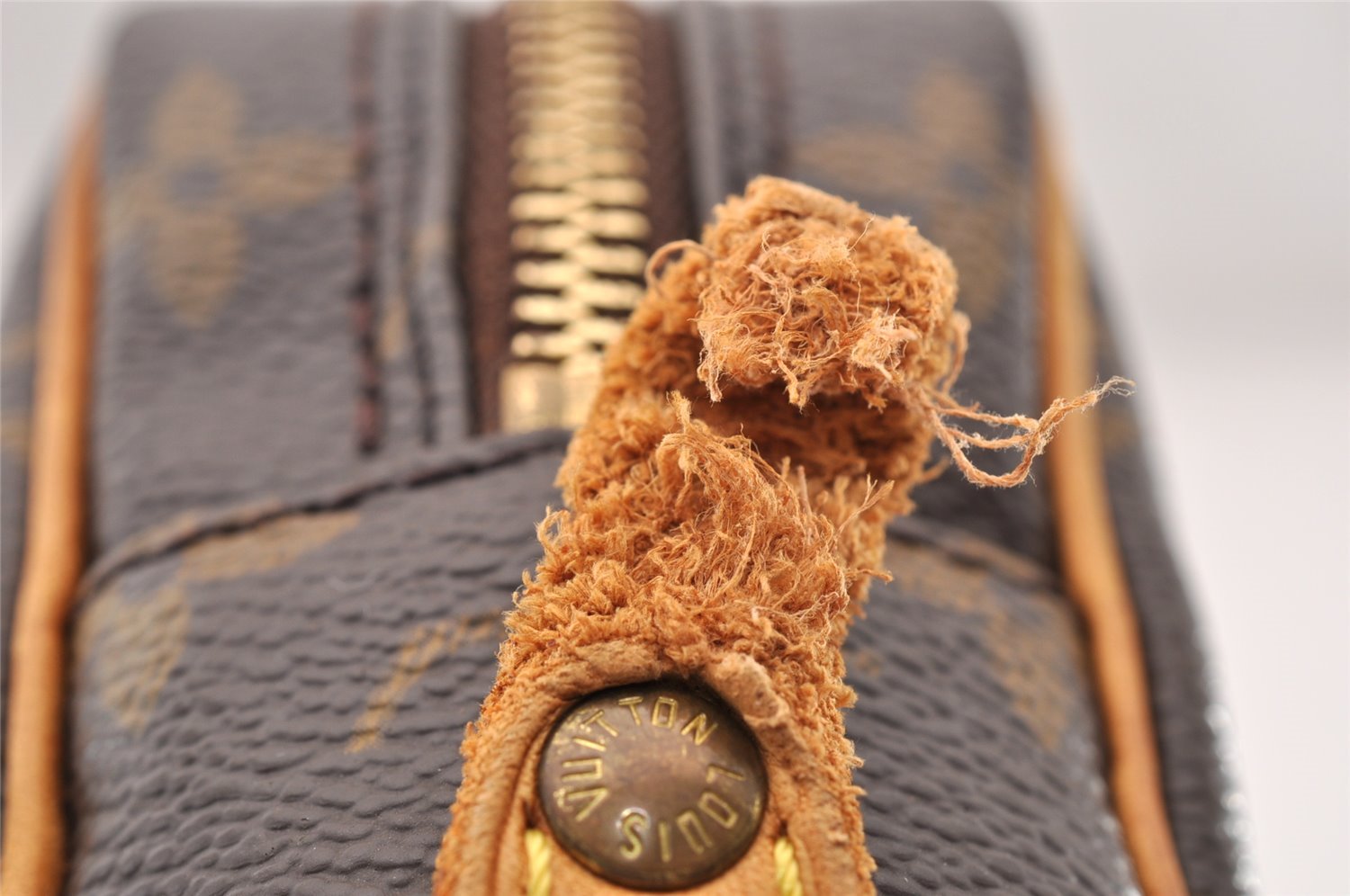 Authentic Louis Vuitton Monogram Amazone Shoulder Cross Bag M45236 Junk 8830I