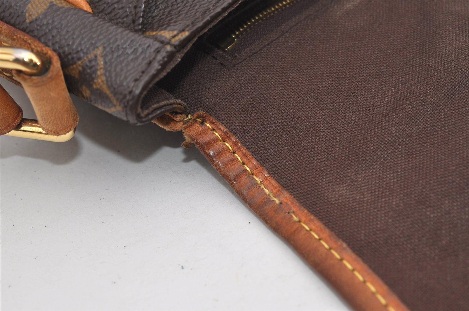 Authentic Louis Vuitton Monogram Menilmontant PM M40474 Shoulder Cross Bag 8831I