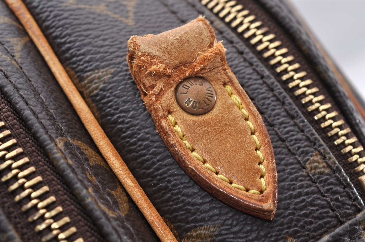 Authentic Louis Vuitton Monogram Reporter PM Shoulder Bag M45254 Junk 8832I