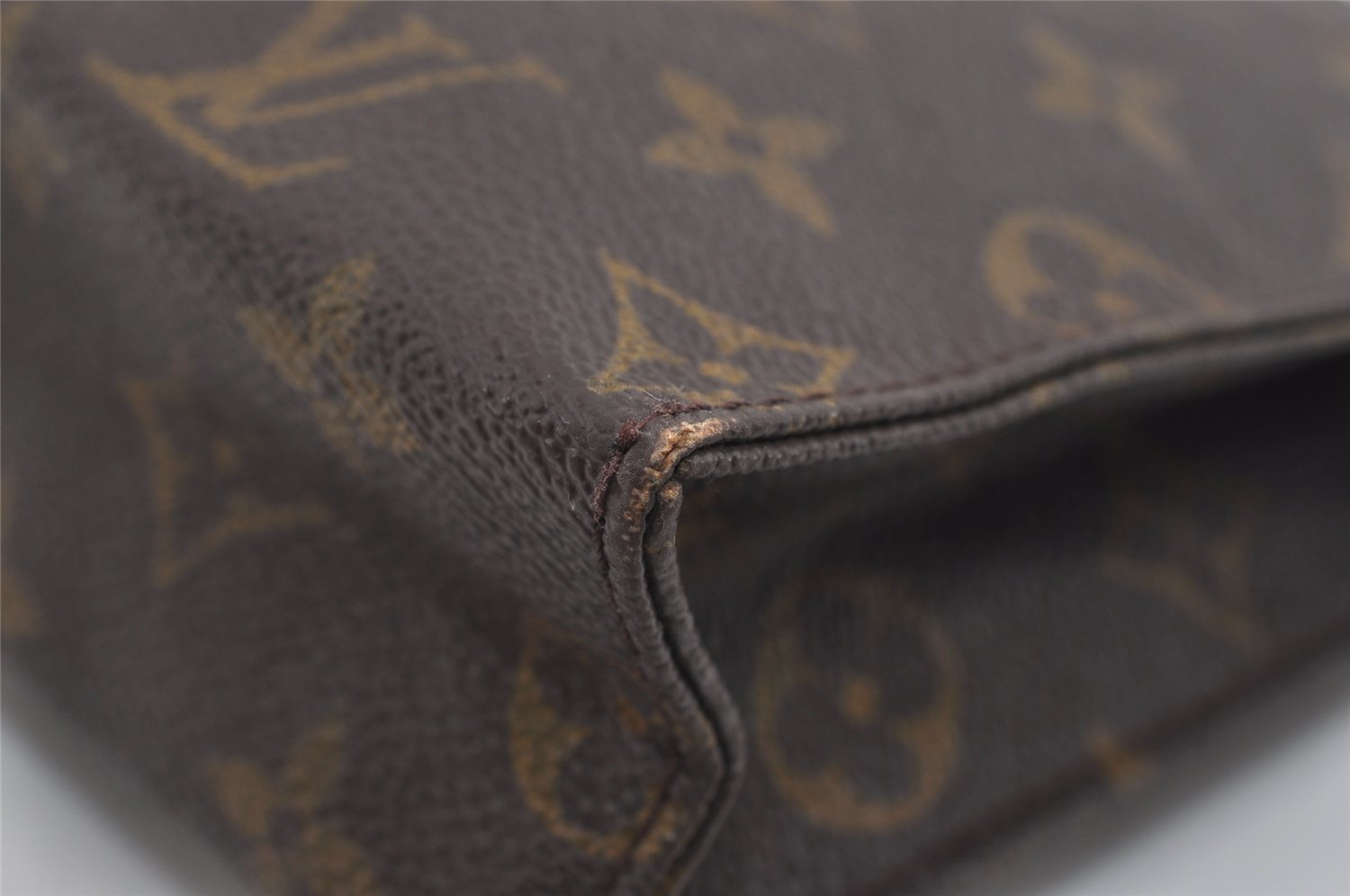 Auth Louis Vuitton Monogram Poche Toilette 26 M47542 Cosmetics Pouch Junk 8833I