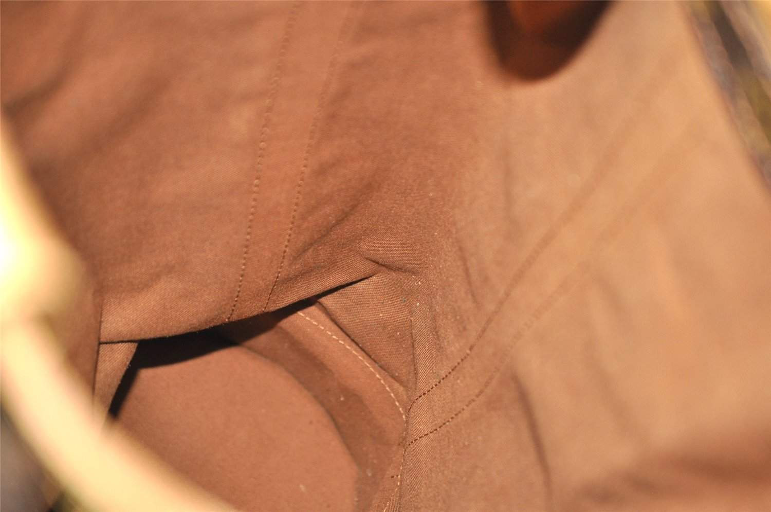 Authentic Louis Vuitton Monogram Randonnee GM Shoulder Bag M42244 LV 8835J