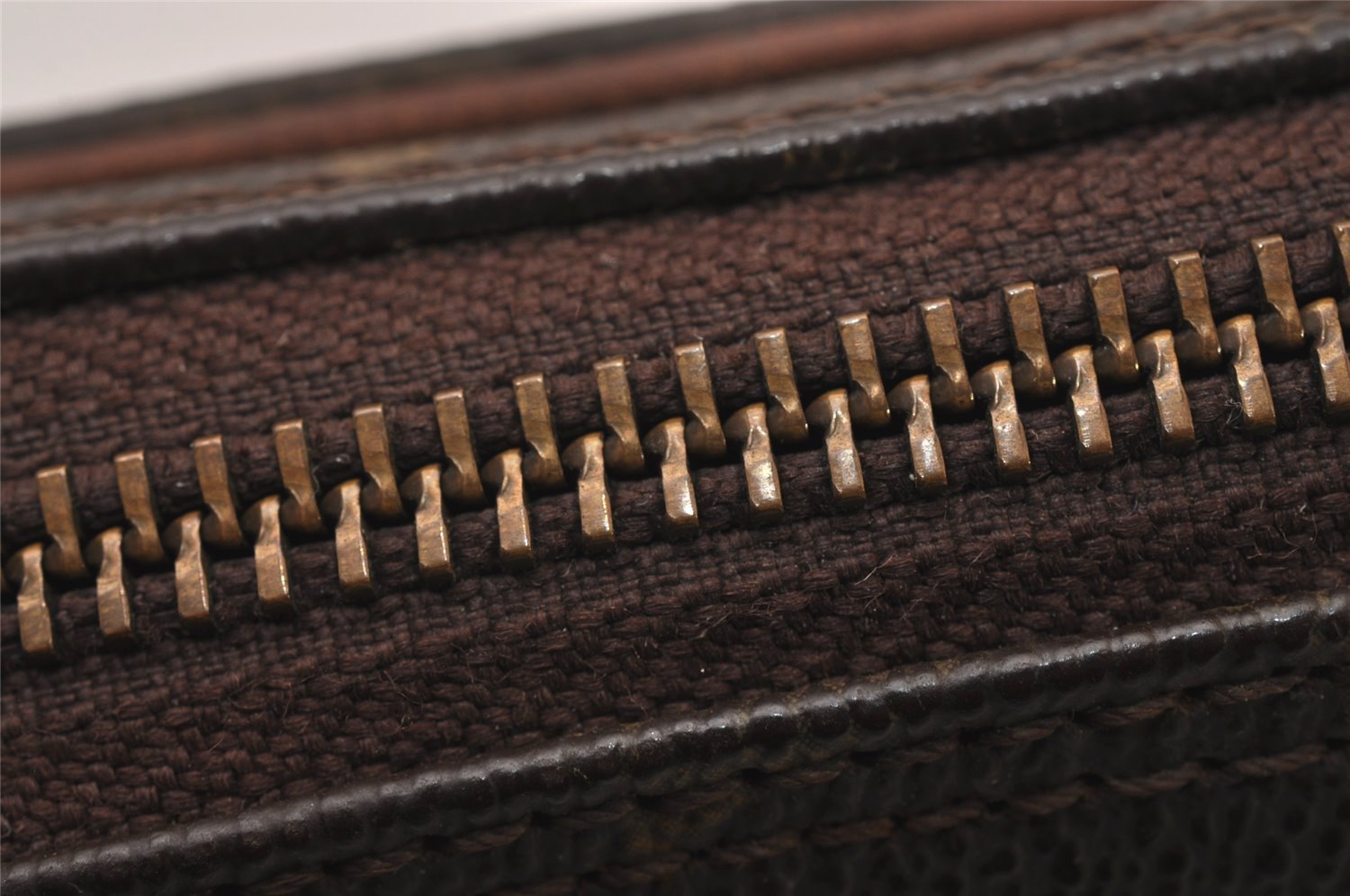 Auth Louis Vuitton Monogram Marly Dragonne PM Clutch Hand Bag Old Model LV 8836I