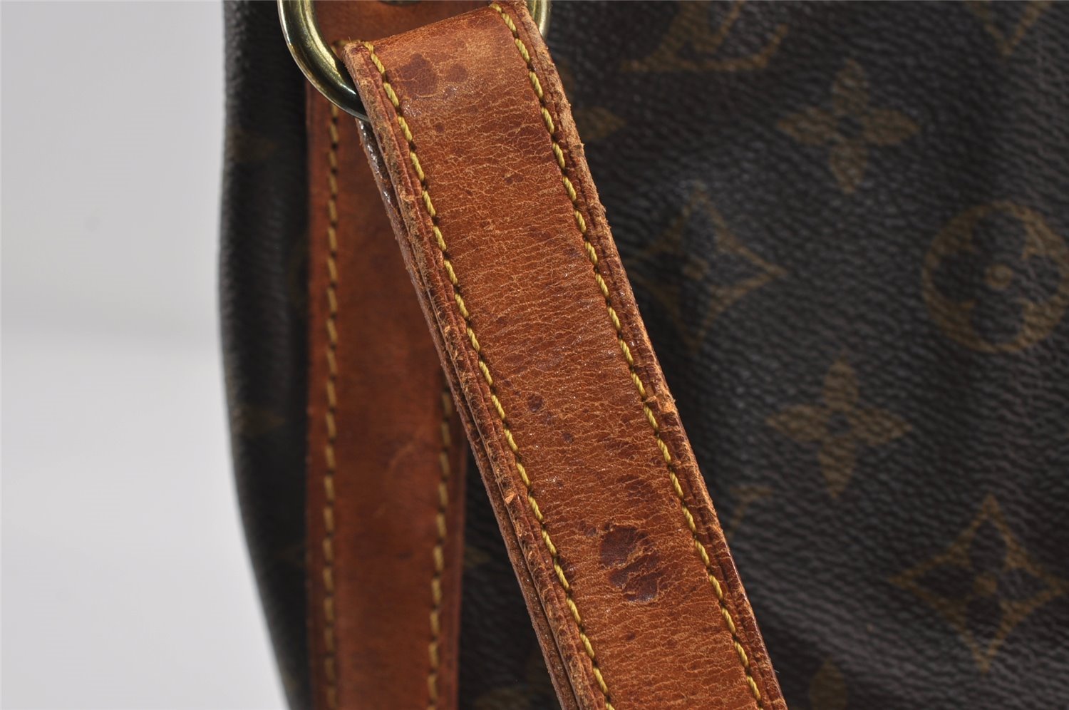 Authentic Louis Vuitton Monogram Noe Shoulder Drawstring Bag M42224 LV 8839I