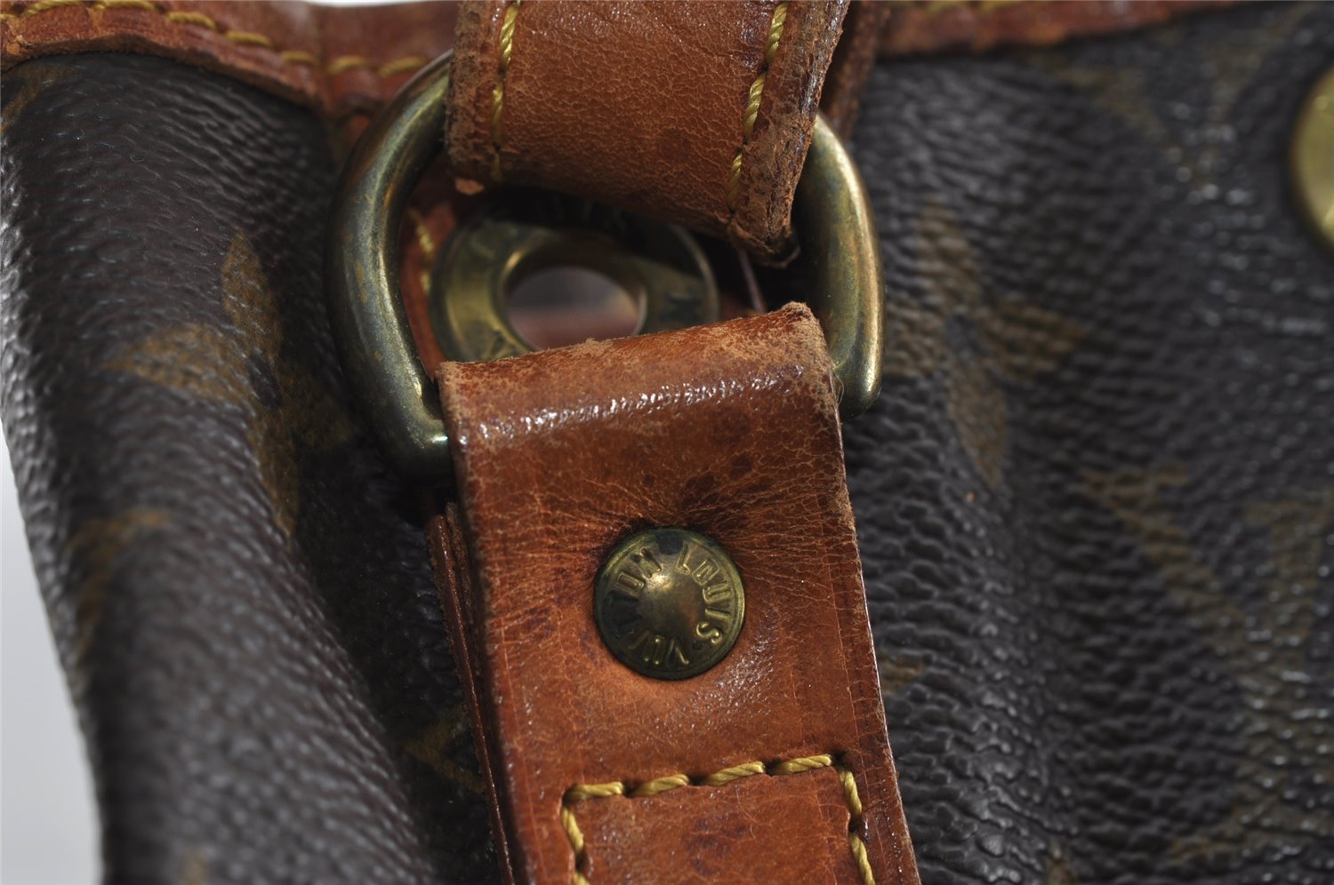 Authentic Louis Vuitton Monogram Noe Shoulder Drawstring Bag M42224 LV 8839I