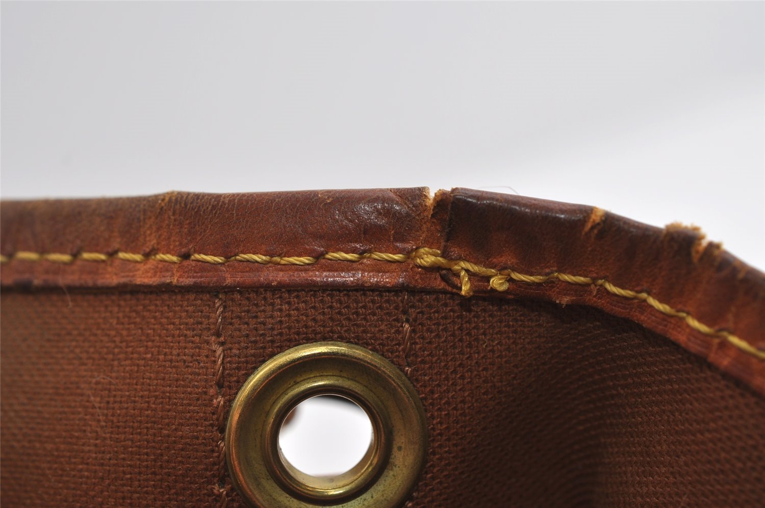 Authentic Louis Vuitton Monogram Noe Shoulder Drawstring Bag M42224 LV 8839I