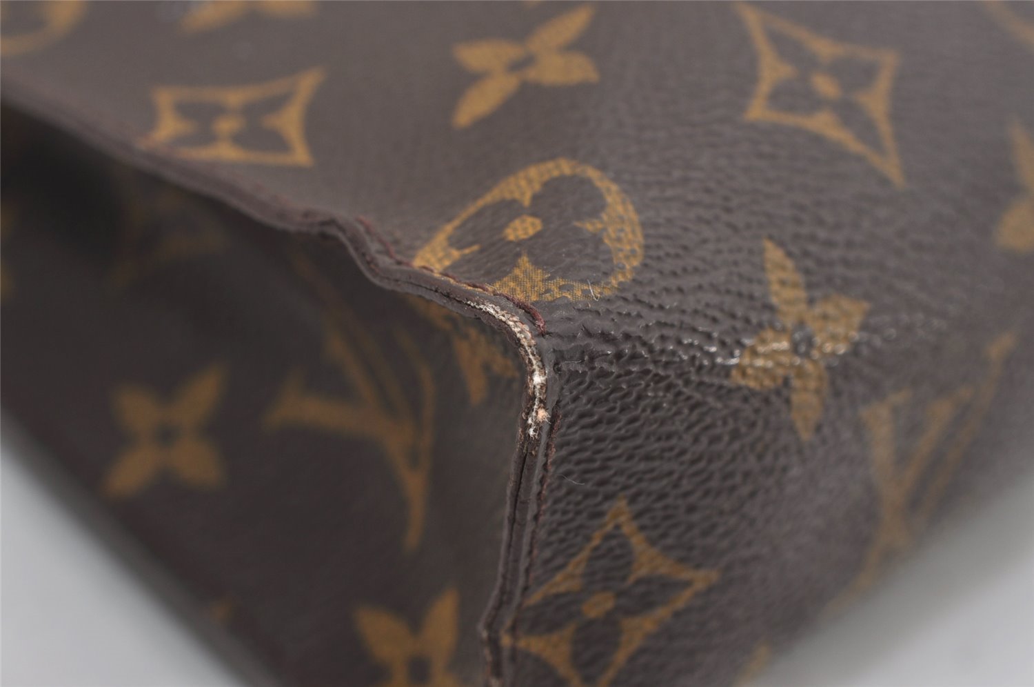 Authentic Louis Vuitton Monogram Poche Toilette 26 M47542 Cosmetics Pouch 8842I