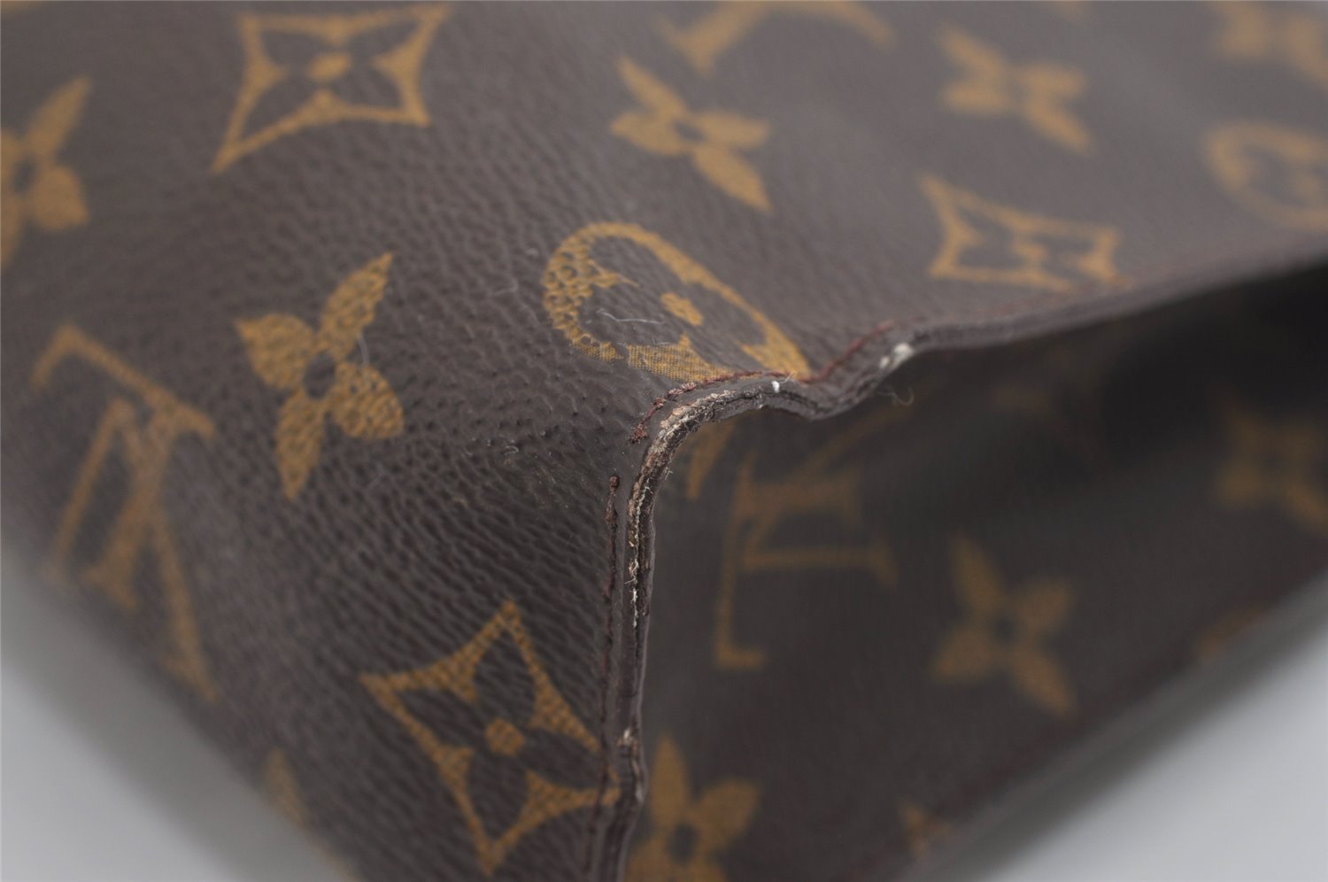 Authentic Louis Vuitton Monogram Poche Toilette 26 M47542 Cosmetics Pouch 8842I