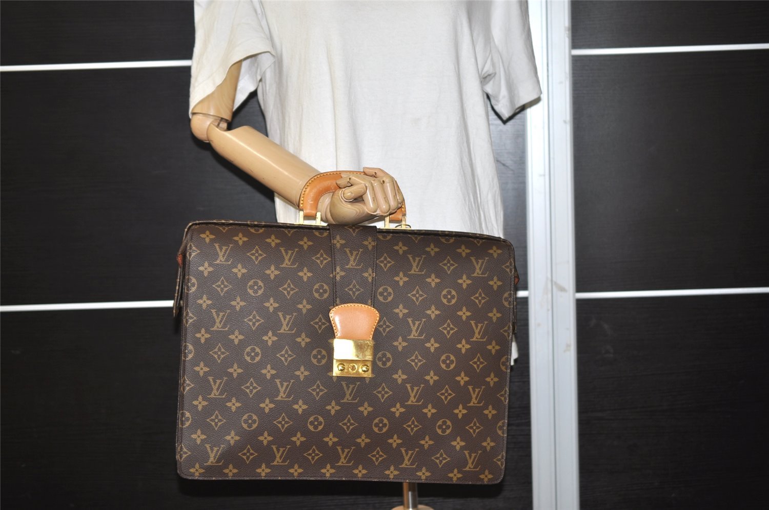 Authentic Louis Vuitton Monogram Serviette Fermoir Briefcase M53305 LV 8842J