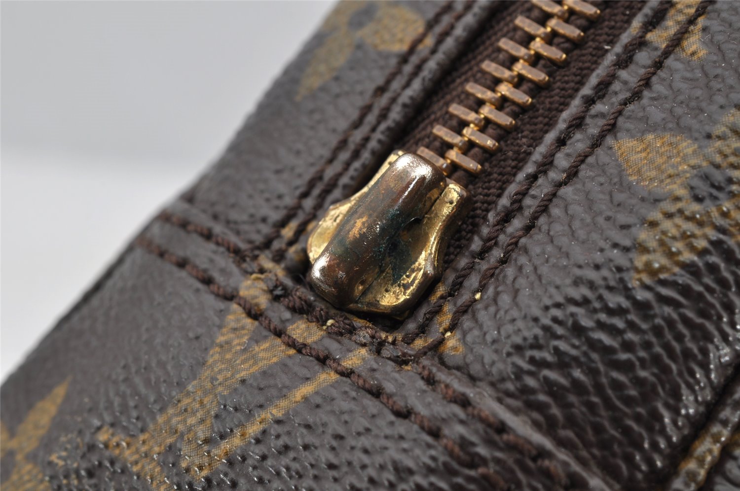 Auth Louis Vuitton Monogram Trousse Toilette 23 Clutch Bag M47524 Junk 8843I