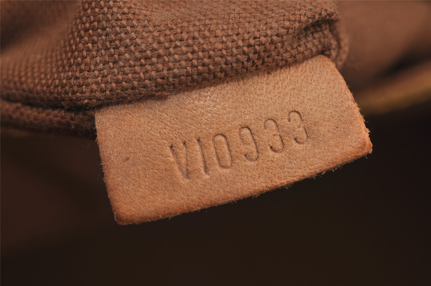 Authentic Louis Vuitton Monogram Alma Hand Bag Purse M51130 LV 8845J