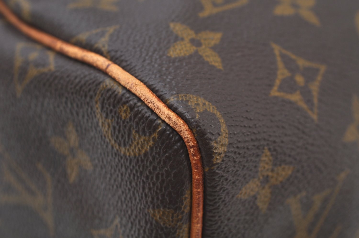 Authentic Louis Vuitton Monogram Speedy 30 Hand Boston Bag Old Model LV 8846I