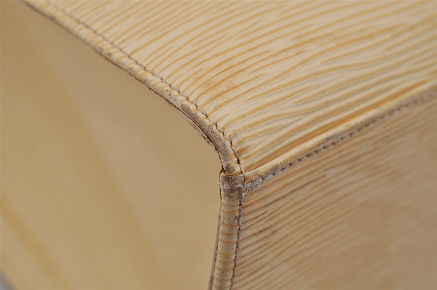 Authentic Louis Vuitton Epi Croisette PM Shoulder Tote Bag M5249A Yellow 8849J