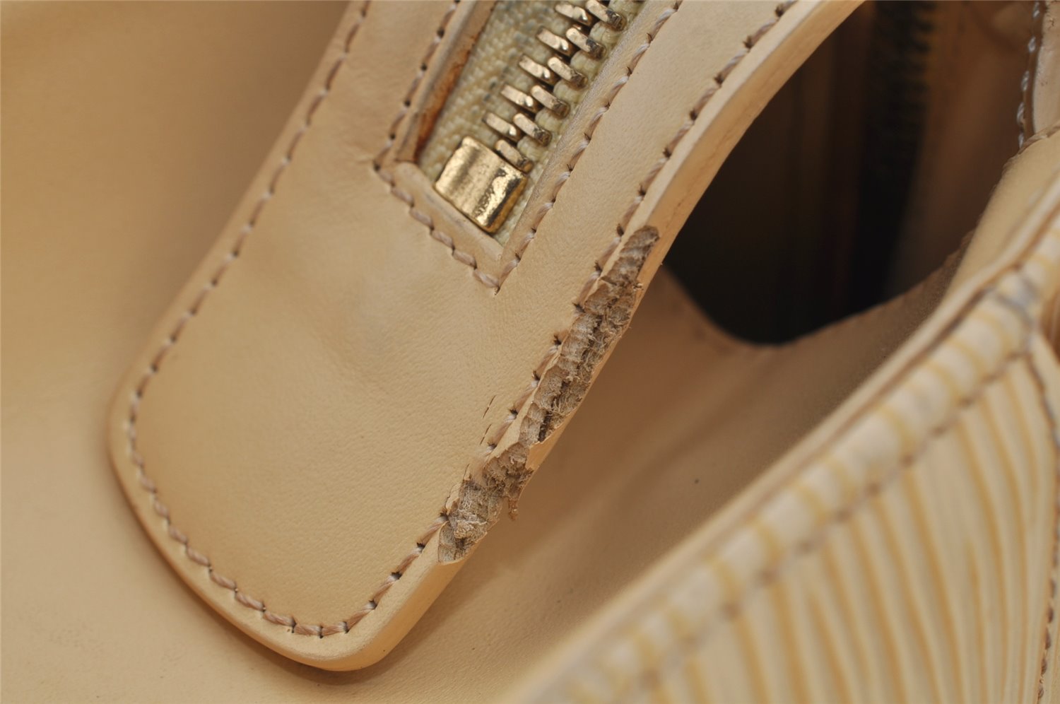 Authentic Louis Vuitton Epi Croisette PM Shoulder Tote Bag M5249A Yellow 8849J