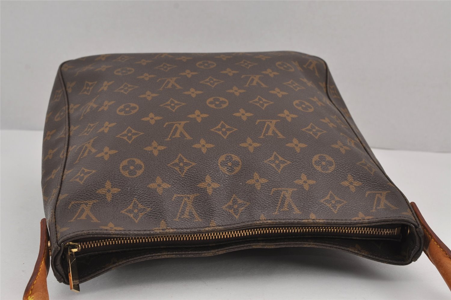 Authentic Louis Vuitton Monogram Looping GM Shoulder Bag M51145 LV 8852J