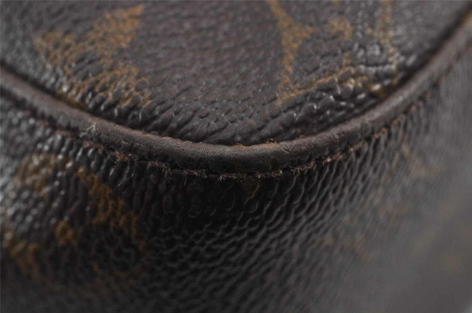 Authentic Louis Vuitton Monogram Looping GM Shoulder Bag M51145 LV 8852J