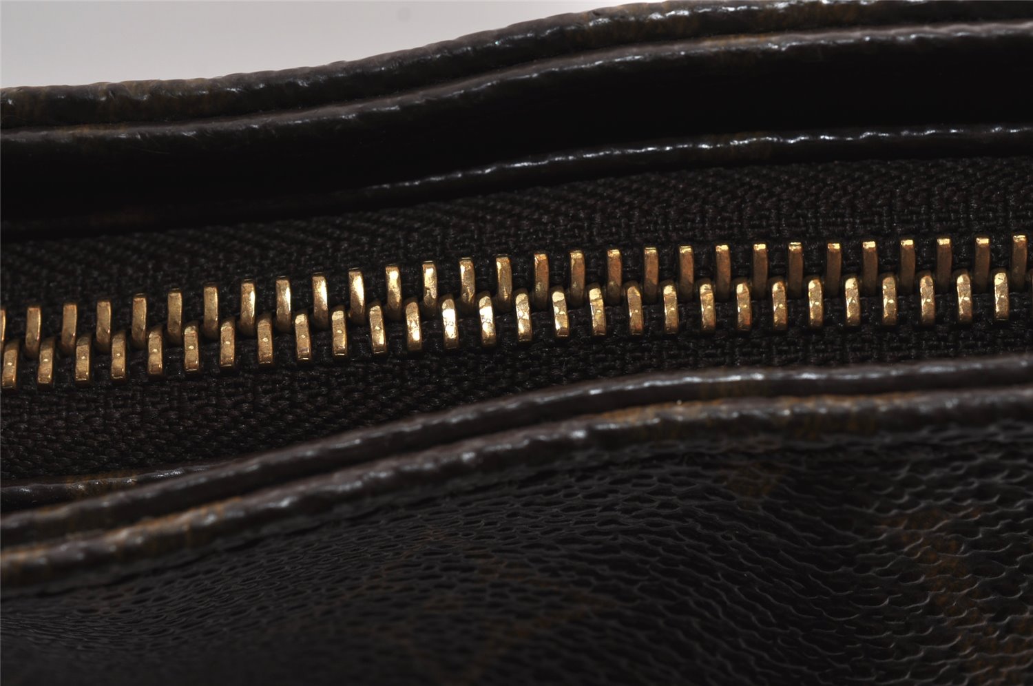 Authentic Louis Vuitton Monogram Looping GM Shoulder Bag M51145 LV 8852J