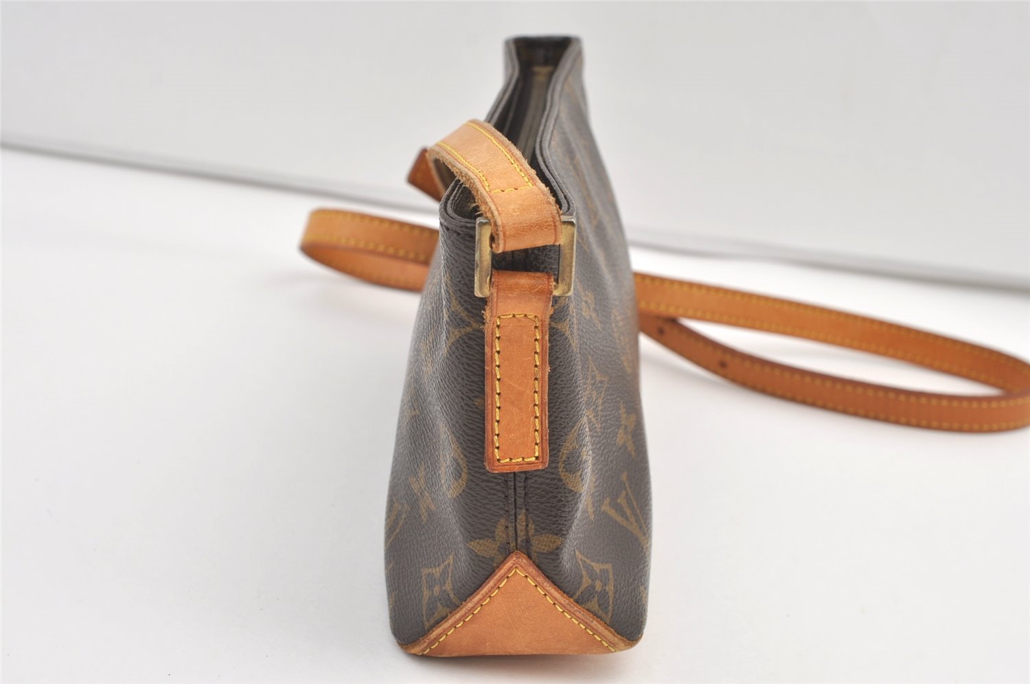 Authentic Louis Vuitton Monogram Trotteur Shoulder Cross Bag M51240 LV 8853J