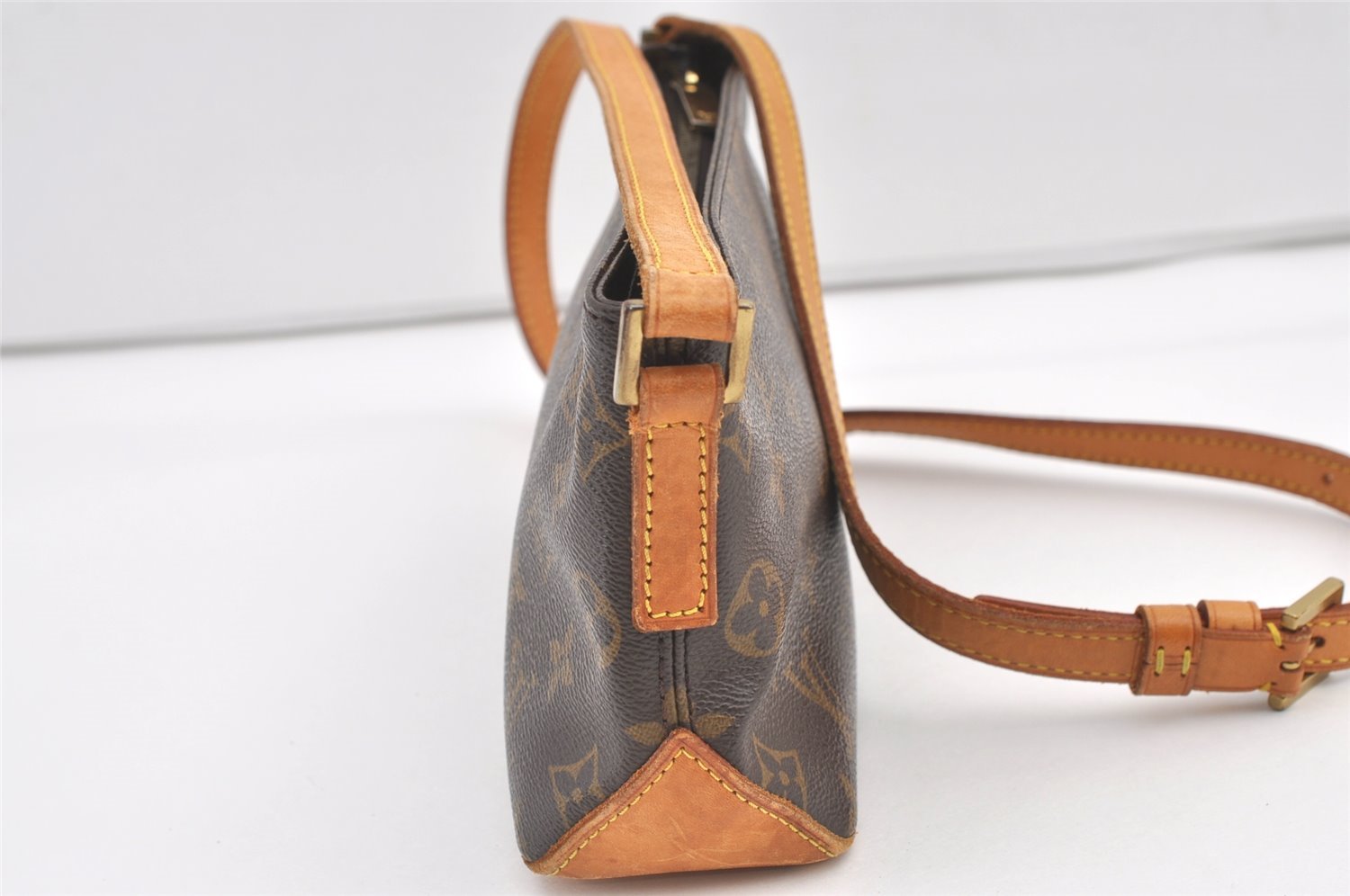 Authentic Louis Vuitton Monogram Trotteur Shoulder Cross Bag M51240 LV 8853J