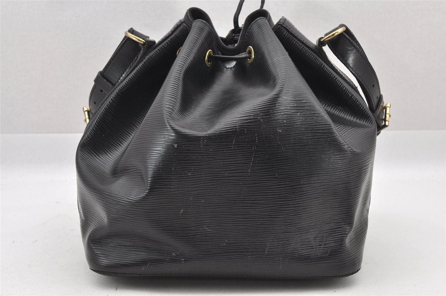 Authentic Louis Vuitton Epi Petit Noe Shoulder Drawstring Bag M59012 Black 8855I